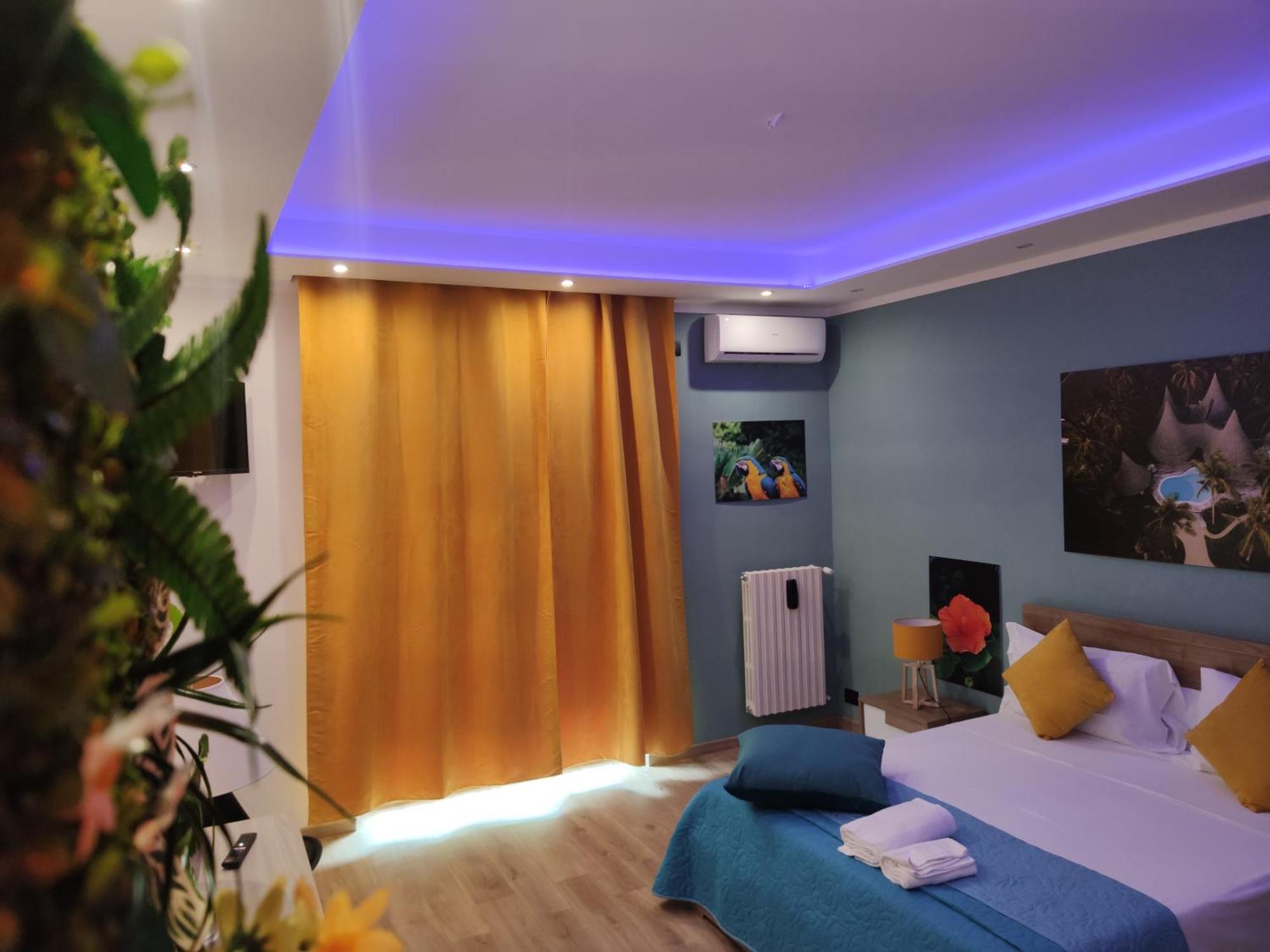 Suite Maison Tropical - Luxury Apartment In Bari Exterior foto